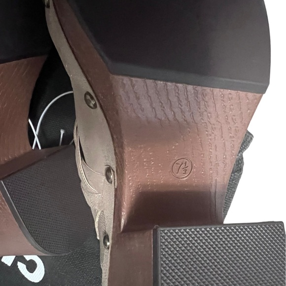 Xenia Taupe Braided Stud Square Toe Clogs by MIA Size 7.5 - Picture 6 of 12